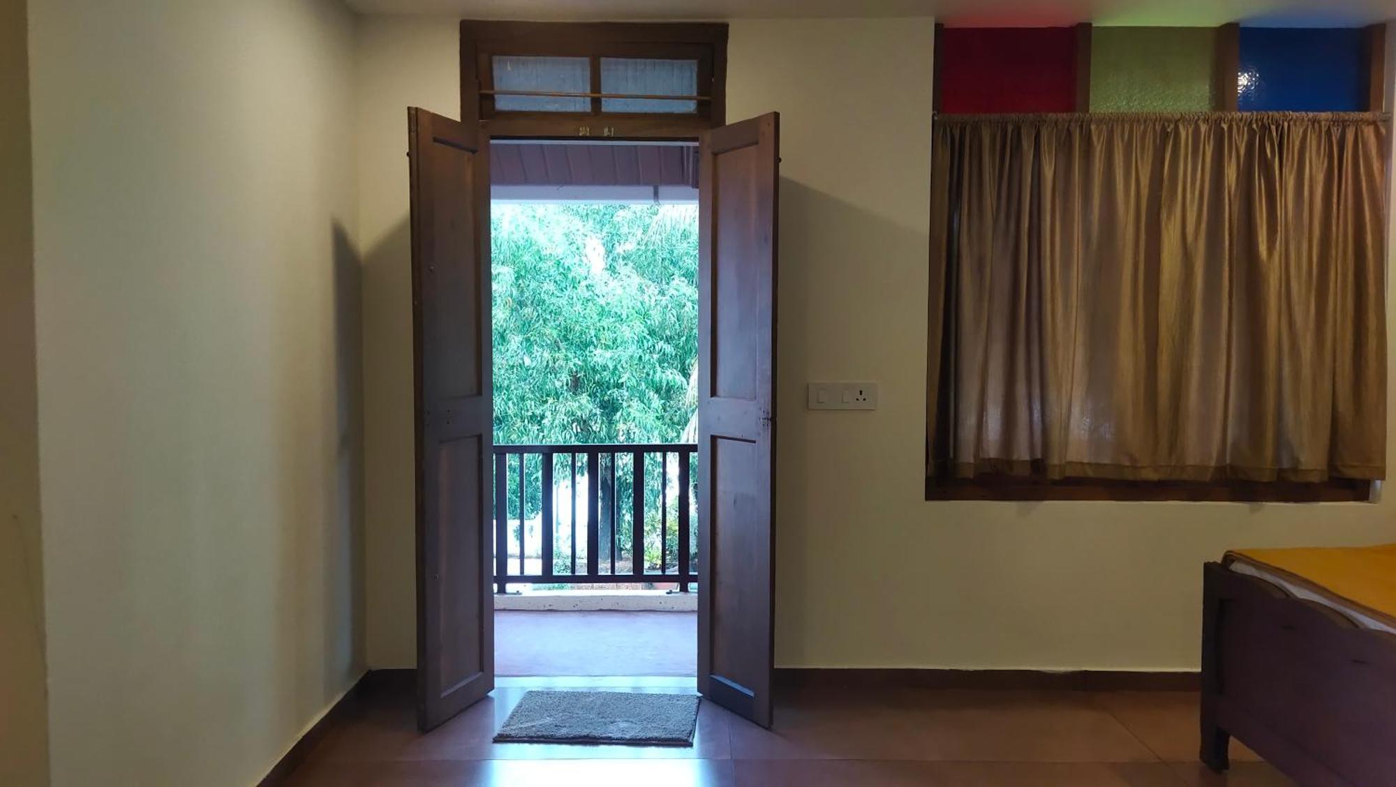 Ambadi'S Villa -Lake View Resort Pallipuram 外观 照片